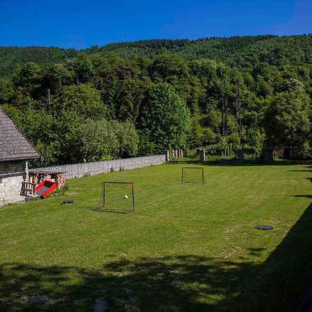 Ubytovacie Zariadenie U Mudajov Kralován Kültér fotó